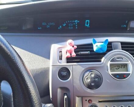 Оранжевый Рено Гранд Сценик, объемом двигателя 2 л и пробегом 220 тыс. км за 6500 $, фото 1 на Automoto.ua