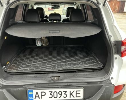 Белый Рено Kadjar, объемом двигателя 1.5 л и пробегом 162 тыс. км за 16750 $, фото 7 на Automoto.ua