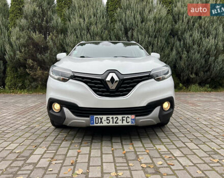 Белый Рено Kadjar, объемом двигателя 1.6 л и пробегом 252 тыс. км за 17800 $, фото 151 на Automoto.ua