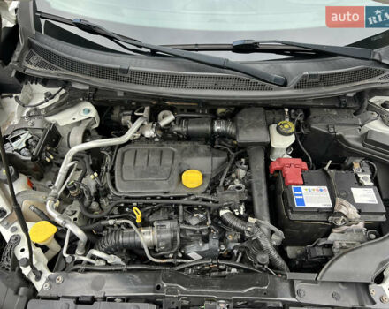 Белый Рено Kadjar, объемом двигателя 1.6 л и пробегом 252 тыс. км за 17800 $, фото 28 на Automoto.ua