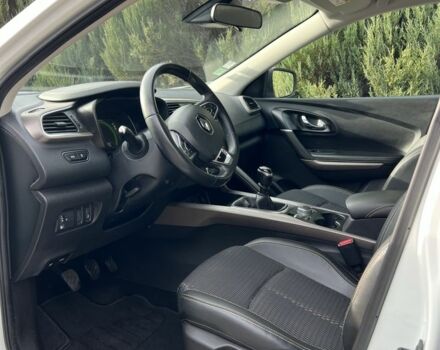 Білий Рено Kadjar, об'ємом двигуна 1.6 л та пробігом 252 тис. км за 17300 $, фото 10 на Automoto.ua