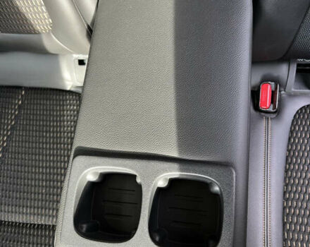 Белый Рено Kadjar, объемом двигателя 1.6 л и пробегом 252 тыс. км за 17800 $, фото 78 на Automoto.ua