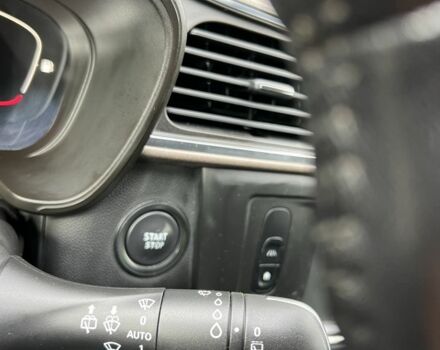 Білий Рено Kadjar, об'ємом двигуна 1.6 л та пробігом 252 тис. км за 17300 $, фото 17 на Automoto.ua