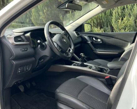 Белый Рено Kadjar, объемом двигателя 1.6 л и пробегом 252 тыс. км за 17800 $, фото 37 на Automoto.ua