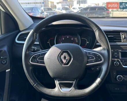 Белый Рено Kadjar, объемом двигателя 1.46 л и пробегом 170 тыс. км за 14200 $, фото 17 на Automoto.ua