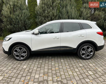 Белый Рено Kadjar, объемом двигателя 1.6 л и пробегом 252 тыс. км за 17800 $, фото 117 на Automoto.ua