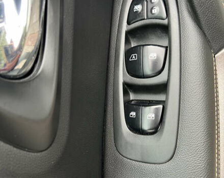 Белый Рено Kadjar, объемом двигателя 1.6 л и пробегом 252 тыс. км за 17800 $, фото 31 на Automoto.ua