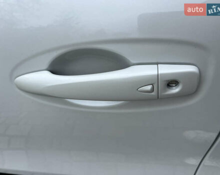 Белый Рено Kadjar, объемом двигателя 1.6 л и пробегом 252 тыс. км за 17800 $, фото 29 на Automoto.ua