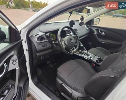 Белый Рено Kadjar, объемом двигателя 1.46 л и пробегом 256 тыс. км за 13800 $, фото 6 на Automoto.ua