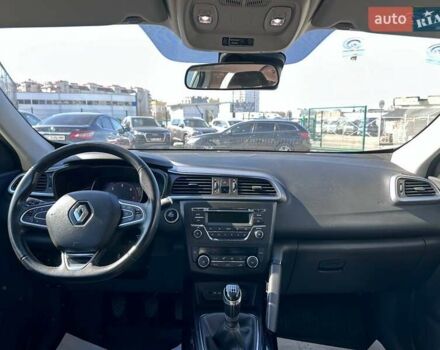 Белый Рено Kadjar, объемом двигателя 1.46 л и пробегом 170 тыс. км за 14200 $, фото 18 на Automoto.ua