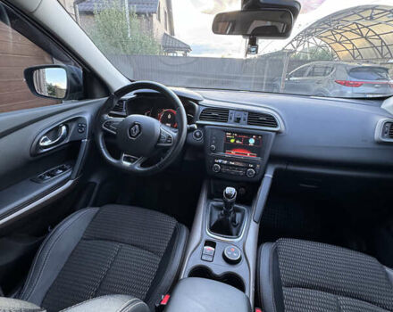 Белый Рено Kadjar, объемом двигателя 1.6 л и пробегом 176 тыс. км за 16300 $, фото 17 на Automoto.ua