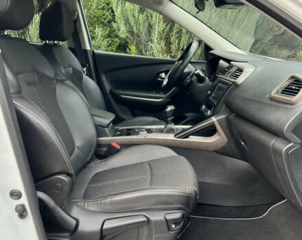 Белый Рено Kadjar, объемом двигателя 1.6 л и пробегом 252 тыс. км за 17800 $, фото 83 на Automoto.ua