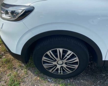Белый Рено Kadjar, объемом двигателя 1.5 л и пробегом 226 тыс. км за 13600 $, фото 2 на Automoto.ua