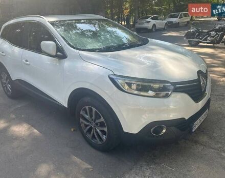 Білий Рено Kadjar, об'ємом двигуна 1.46 л та пробігом 141 тис. км за 15000 $, фото 3 на Automoto.ua