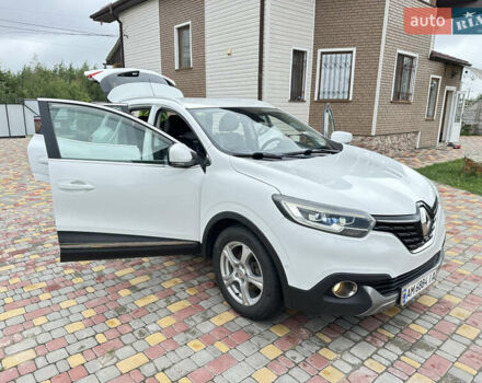 Белый Рено Kadjar, объемом двигателя 1.6 л и пробегом 209 тыс. км за 14100 $, фото 10 на Automoto.ua