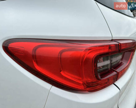 Белый Рено Kadjar, объемом двигателя 1.6 л и пробегом 209 тыс. км за 14100 $, фото 58 на Automoto.ua