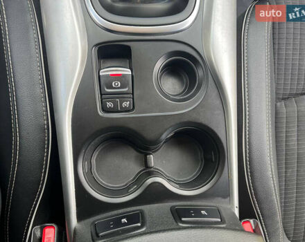 Білий Рено Kadjar, об'ємом двигуна 1.46 л та пробігом 249 тис. км за 15500 $, фото 7 на Automoto.ua