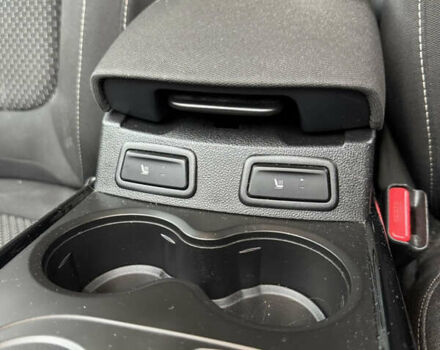 Белый Рено Kadjar, объемом двигателя 1.46 л и пробегом 177 тыс. км за 15900 $, фото 17 на Automoto.ua