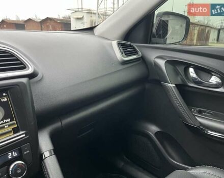 Білий Рено Kadjar, об'ємом двигуна 1.46 л та пробігом 162 тис. км за 16750 $, фото 10 на Automoto.ua