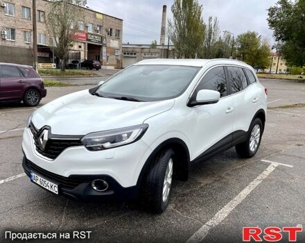 Белый Рено Kadjar, объемом двигателя 1.5 л и пробегом 137 тыс. км за 15900 $, фото 1 на Automoto.ua