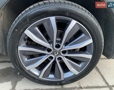 Белый Рено Kadjar, объемом двигателя 1.6 л и пробегом 132 тыс. км за 17500 $, фото 17 на Automoto.ua