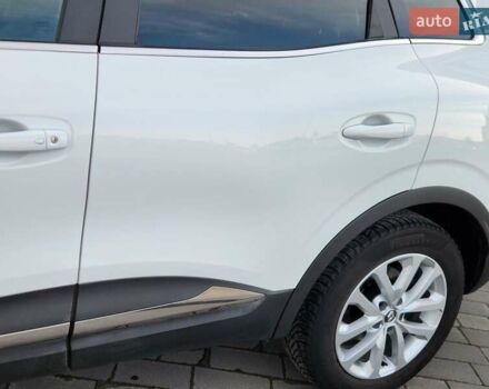 Белый Рено Kadjar, объемом двигателя 1.5 л и пробегом 232 тыс. км за 14950 $, фото 20 на Automoto.ua