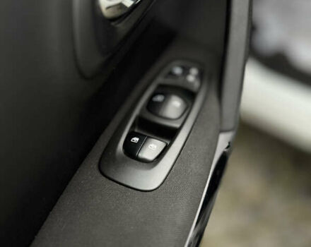 Белый Рено Kadjar, объемом двигателя 1.46 л и пробегом 177 тыс. км за 15900 $, фото 13 на Automoto.ua