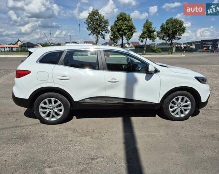 Белый Рено Kadjar, объемом двигателя 1.46 л и пробегом 177 тыс. км за 16600 $, фото 5 на Automoto.ua