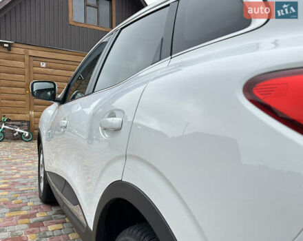 Белый Рено Kadjar, объемом двигателя 1.6 л и пробегом 209 тыс. км за 14100 $, фото 21 на Automoto.ua