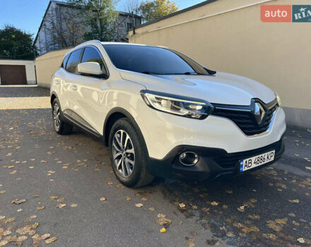 Рено Kadjar 2016 в Виннице на Automoto.ua Белый Рено Kadjar, объемом двигателя 1.46 л и пробегом 173 тыс. км за 15600 $, фото 12 на Automoto.ua
