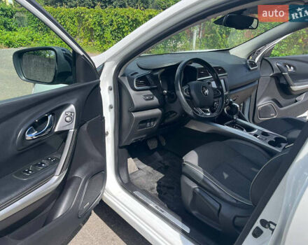 Білий Рено Kadjar, об'ємом двигуна 1.46 л та пробігом 249 тис. км за 15500 $, фото 3 на Automoto.ua