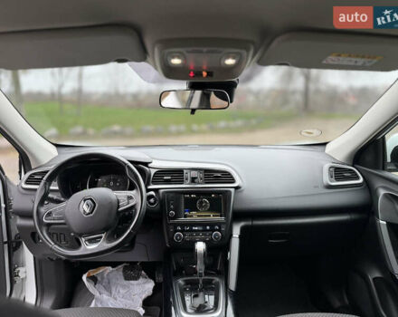 Белый Рено Kadjar, объемом двигателя 1.46 л и пробегом 177 тыс. км за 15900 $, фото 11 на Automoto.ua