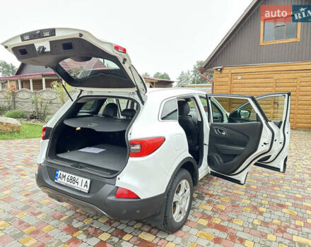 Белый Рено Kadjar, объемом двигателя 1.6 л и пробегом 209 тыс. км за 14100 $, фото 12 на Automoto.ua