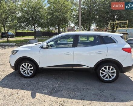 Белый Рено Kadjar, объемом двигателя 1.46 л и пробегом 177 тыс. км за 16600 $, фото 3 на Automoto.ua