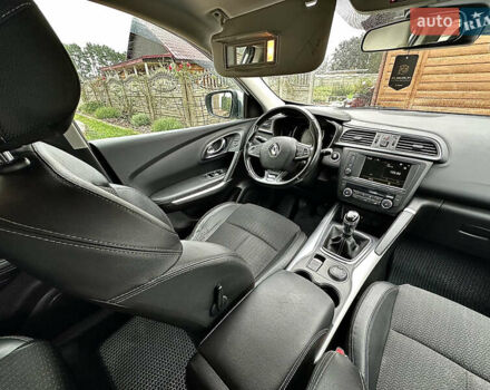 Белый Рено Kadjar, объемом двигателя 1.6 л и пробегом 209 тыс. км за 14100 $, фото 30 на Automoto.ua