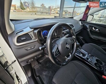 Білий Рено Kadjar, об'ємом двигуна 1.5 л та пробігом 197 тис. км за 15750 $, фото 90 на Automoto.ua