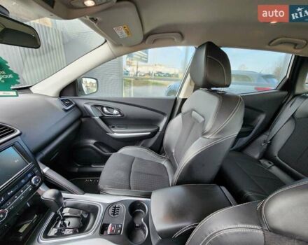 Белый Рено Kadjar, объемом двигателя 1.5 л и пробегом 232 тыс. км за 14950 $, фото 64 на Automoto.ua