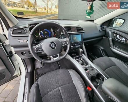 Белый Рено Kadjar, объемом двигателя 1.5 л и пробегом 232 тыс. км за 14950 $, фото 65 на Automoto.ua