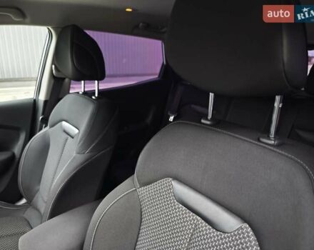 Белый Рено Kadjar, объемом двигателя 1.46 л и пробегом 184 тыс. км за 16500 $, фото 19 на Automoto.ua
