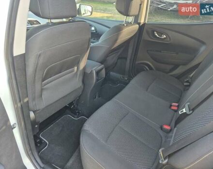 Білий Рено Kadjar, об'ємом двигуна 1.46 л та пробігом 158 тис. км за 16600 $, фото 18 на Automoto.ua