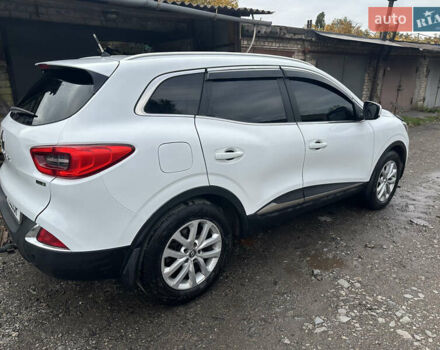 Белый Рено Kadjar, объемом двигателя 1.5 л и пробегом 249 тыс. км за 15700 $, фото 12 на Automoto.ua