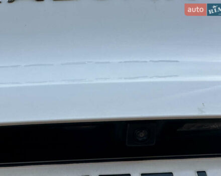 Белый Рено Kadjar, объемом двигателя 1.5 л и пробегом 230 тыс. км за 16000 $, фото 11 на Automoto.ua