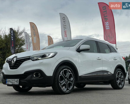 Белый Рено Kadjar, объемом двигателя 1.5 л и пробегом 200 тыс. км за 16899 $, фото 2 на Automoto.ua