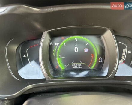 Белый Рено Kadjar, объемом двигателя 1.5 л и пробегом 230 тыс. км за 16000 $, фото 105 на Automoto.ua