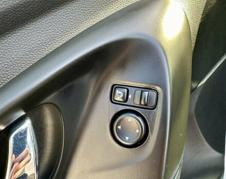 Белый Рено Kadjar, объемом двигателя 1.5 л и пробегом 230 тыс. км за 16000 $, фото 106 на Automoto.ua