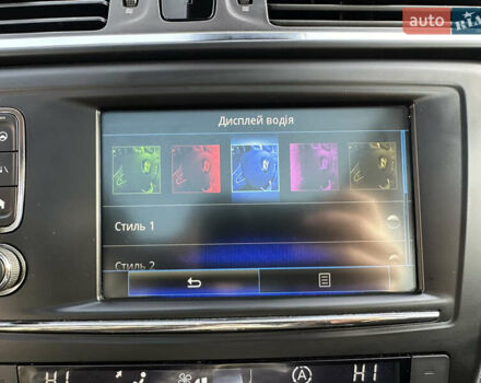 Белый Рено Kadjar, объемом двигателя 1.5 л и пробегом 230 тыс. км за 16000 $, фото 98 на Automoto.ua