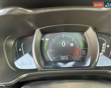 Белый Рено Kadjar, объемом двигателя 1.5 л и пробегом 230 тыс. км за 16000 $, фото 102 на Automoto.ua