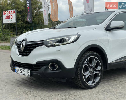 Белый Рено Kadjar, объемом двигателя 1.5 л и пробегом 200 тыс. км за 16899 $, фото 3 на Automoto.ua