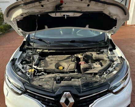 Белый Рено Kadjar, объемом двигателя 1.5 л и пробегом 230 тыс. км за 16000 $, фото 18 на Automoto.ua