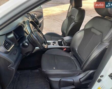 Белый Рено Kadjar, объемом двигателя 1.46 л и пробегом 134 тыс. км за 18000 $, фото 9 на Automoto.ua